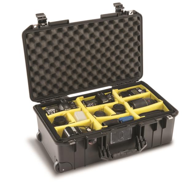 Pelican 1535 Air Carry-On Camera Case with Dividers