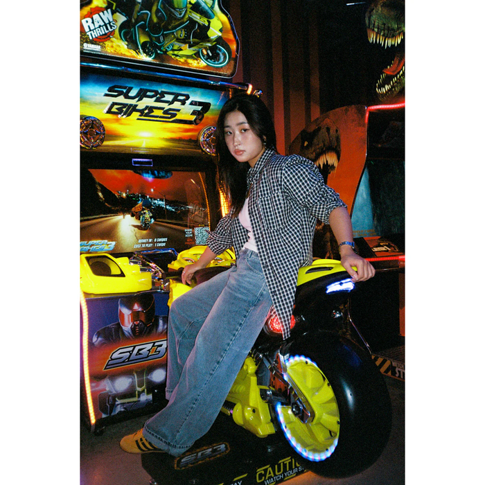 Mr. Negative Arcade (Shibuya Capsule) 400 Color Negative - 35mm, 36 Exposures, Single Roll