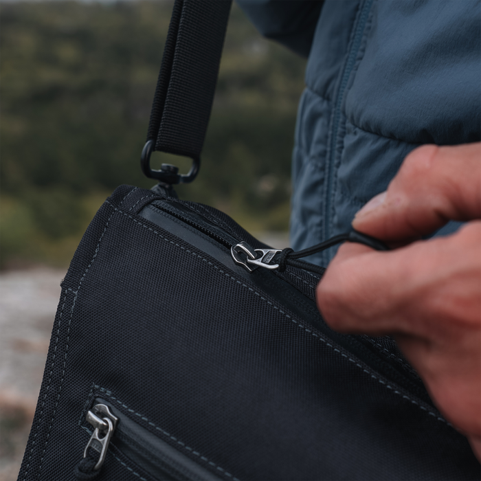 ProMaster Jasper 2.0 Small 4L Satchel Bag - Black