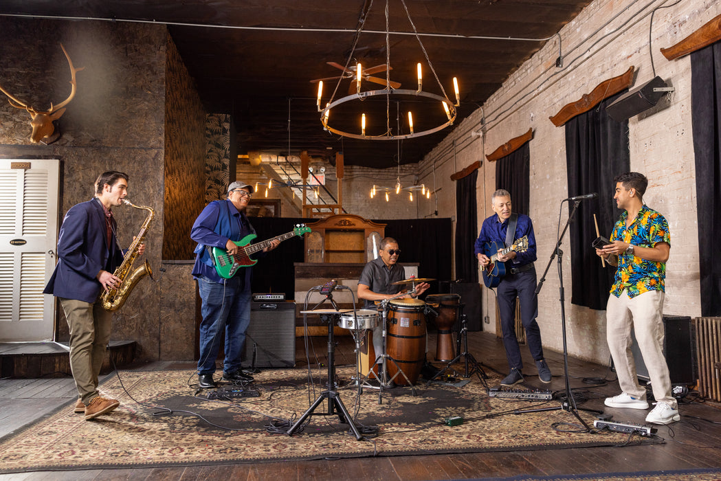 Zoom H6essential 6-Track 32-Bit Float Handy Recorder