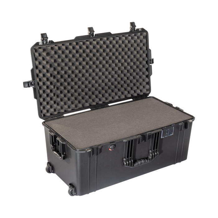 Pelican 1646 Air Case with Pick-N-Pluck Foam & Lid Foam - Black