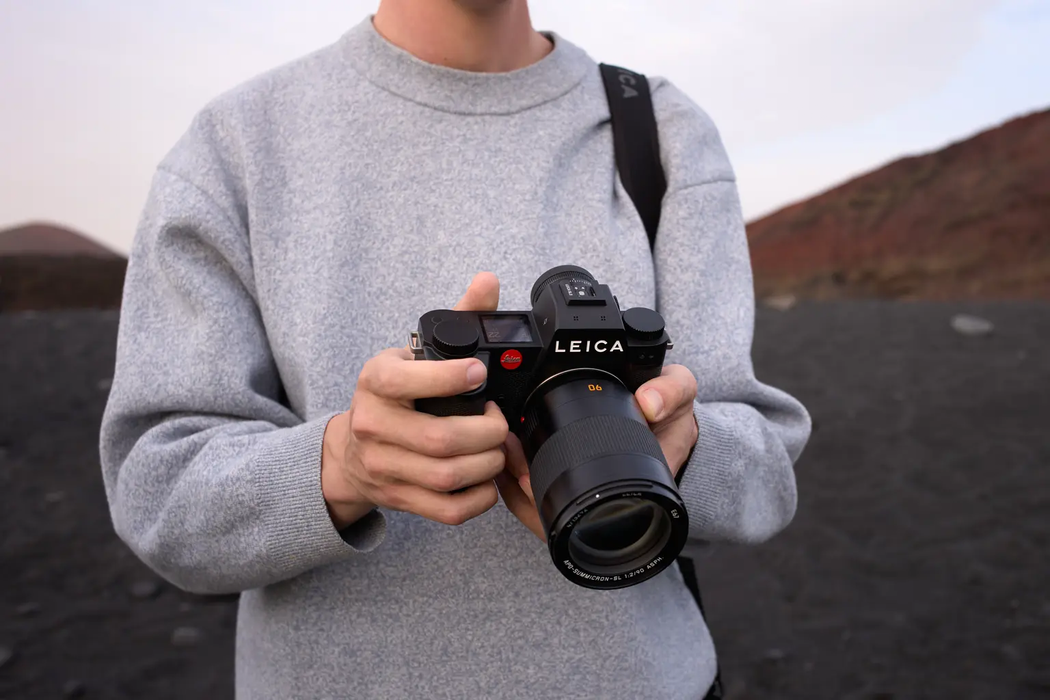 Leica APO-Summicron-SL 90mm f/2 ASPH. Lens