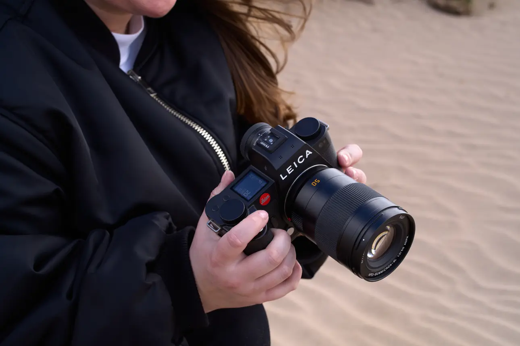 Leica APO-Summicron-SL 50mm f/2 ASPH. Lens