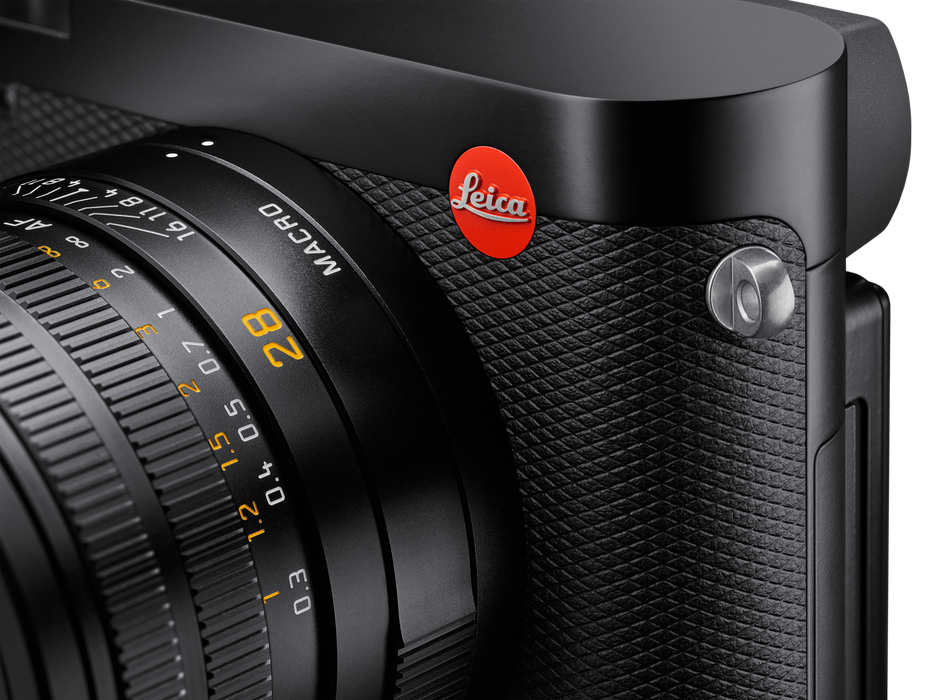 Leica Q3 Digital Compact Camera