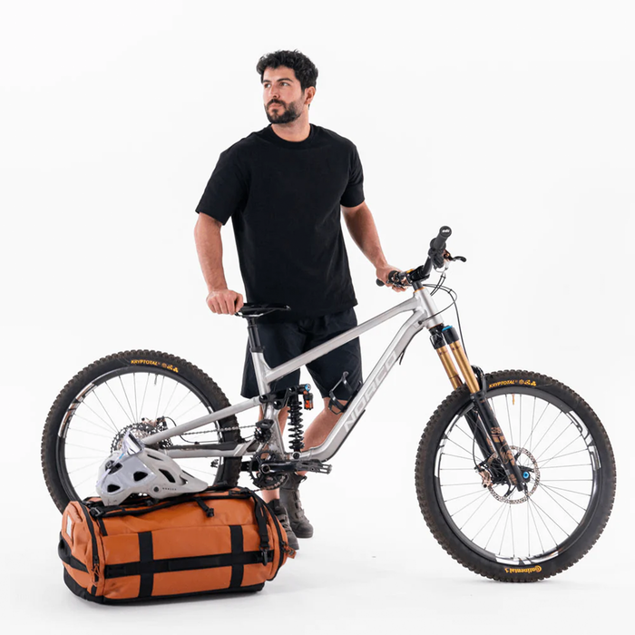 Wandrd CarryAll 40L Duffle - Sedona Orange