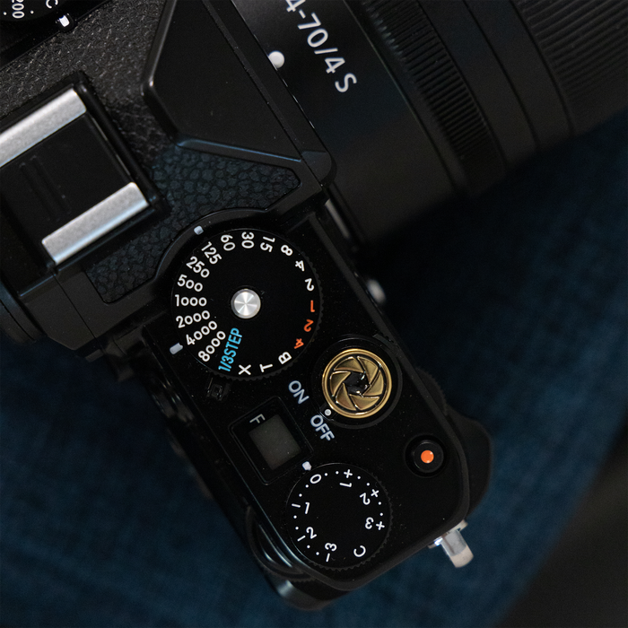 ProMaster Deluxe Soft Shutter Button - Bright Brass Leaf Shutter Design