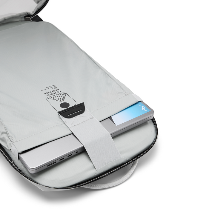 Peak Design Outdoor 25L Backpack - Cloud