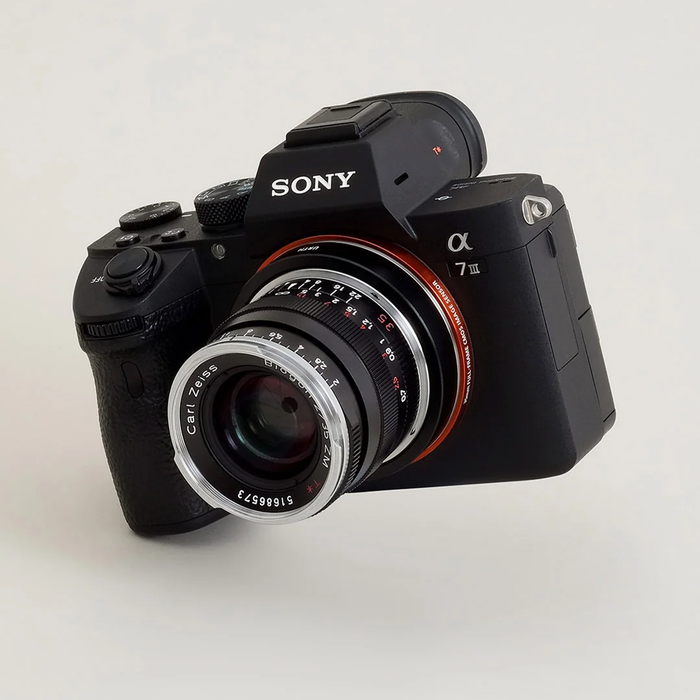 Urth Manual Lens Mount Adapter for Leica M-Mount Lens to Sony E-Mount Camera Body