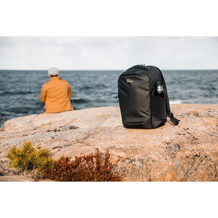 LowePro Flipside 300 AW III 17L Backpack - Black