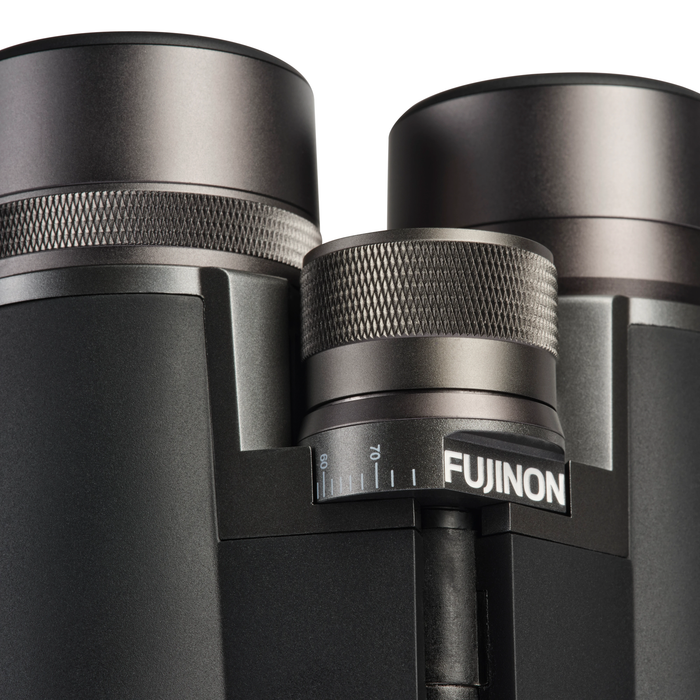 Fujinon HYPER-CLARITY HC 10x42 High-Definition Binoculars