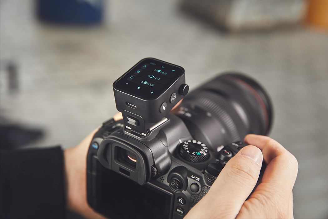 Godox X3 L Touchscreen TTL Wireless Flash Trigger - Leica