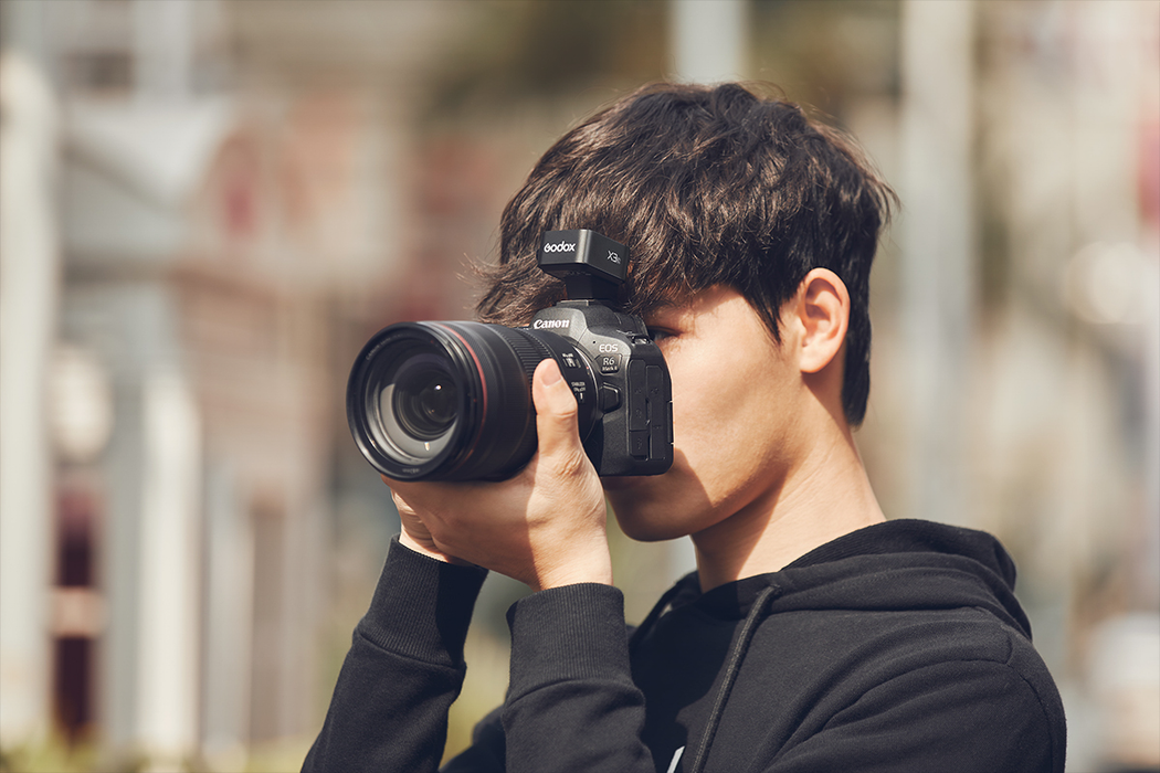 Godox X3 L Touchscreen TTL Wireless Flash Trigger - Leica