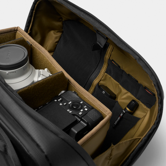 Nomatic McKinnon 13L Camera Messenger Bag - Black