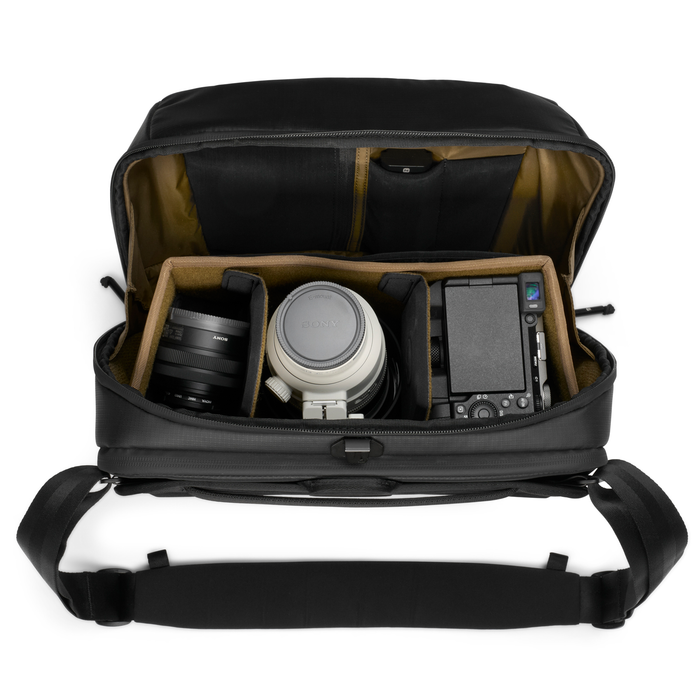 Nomatic McKinnon 13L Camera Messenger Bag - Black