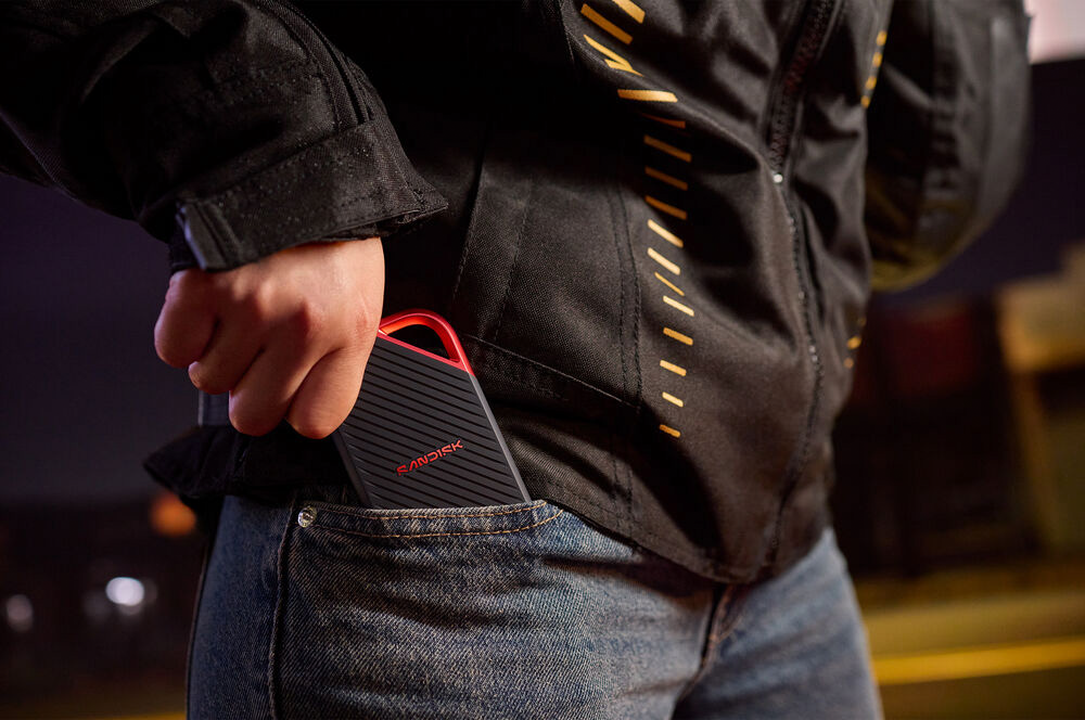 SanDisk 2TB Extreme PRO Portable SSD V3