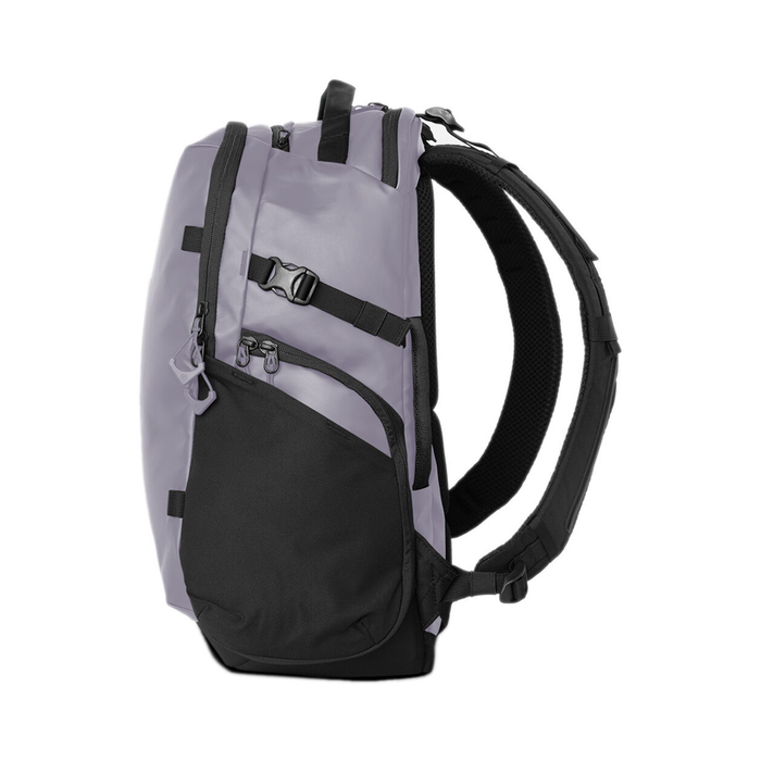 Wandrd Stratus Photo 18L Backpack - Uyuni Purple