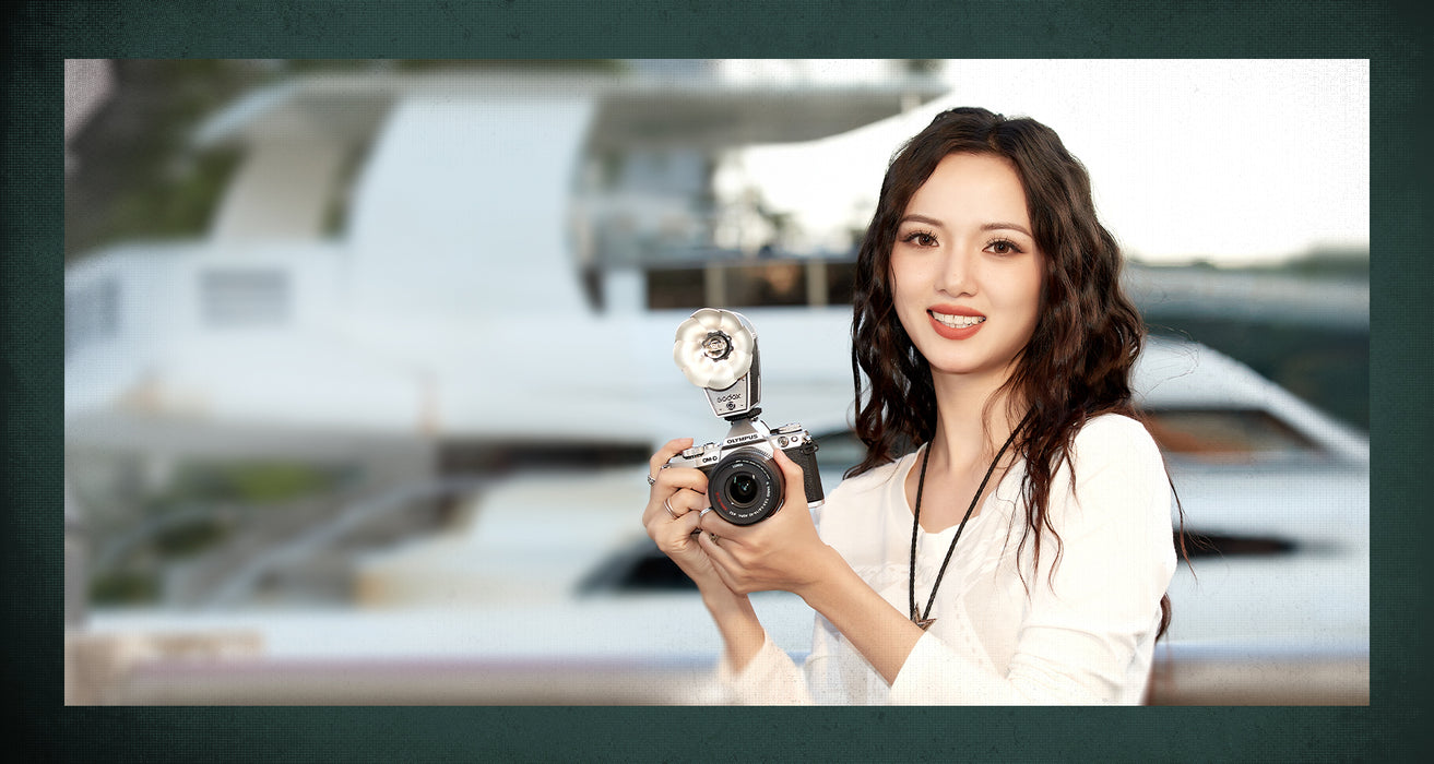 Godox Lux Cadet Retro Camera Flash - Silver