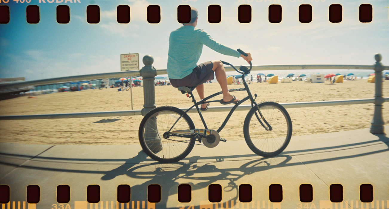 Lomography Sprocket Rocket 35mm Panoramic Film Camera - Ultra Violet