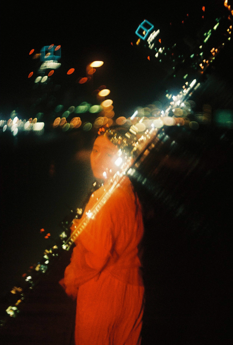 Lomography LomoChrome Color ’92 Sun-kissed 400 Color Negative - 35mm Film, Single Roll