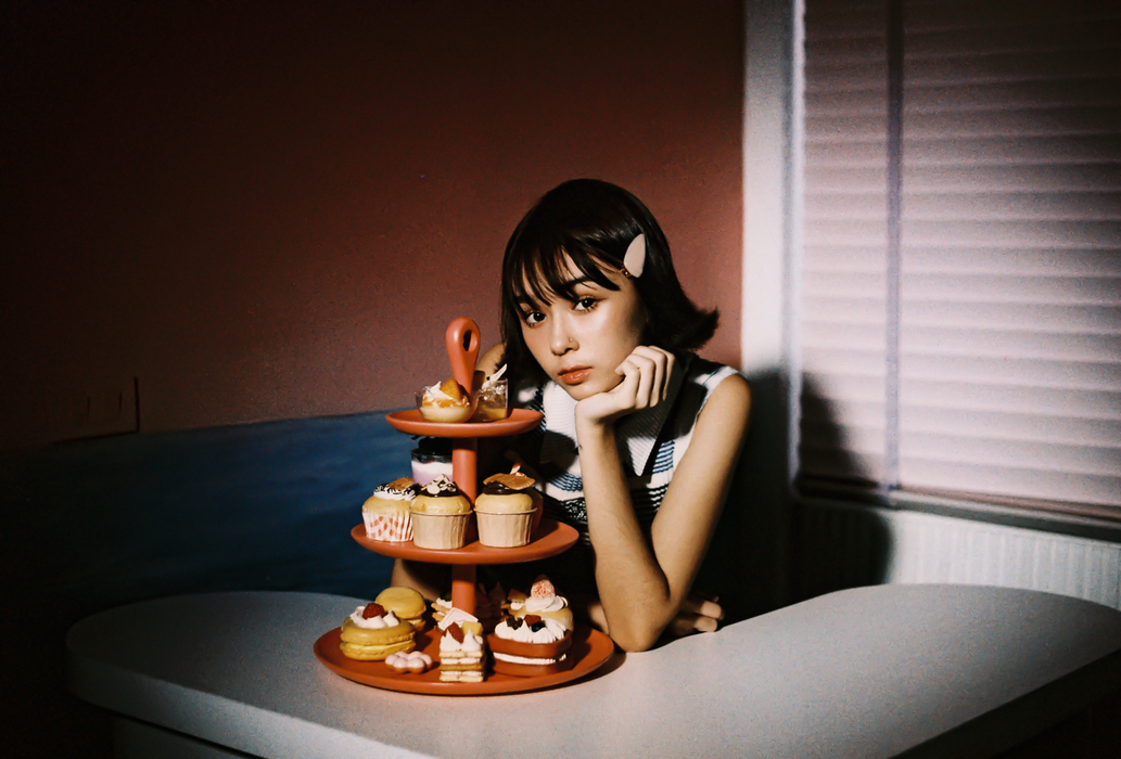 Lomography LomoChrome Color ’92 Sun-kissed 400 Color Negative - 35mm Film, Single Roll