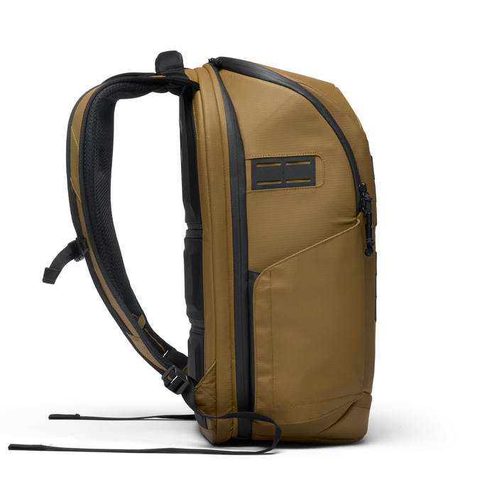 Nomatic McKinnon 25L Camera Backpack with Divider Kit - Coyote