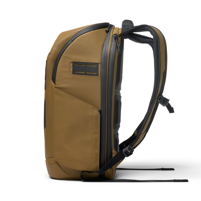 Nomatic McKinnon 25L Camera Backpack with Divider Kit - Coyote