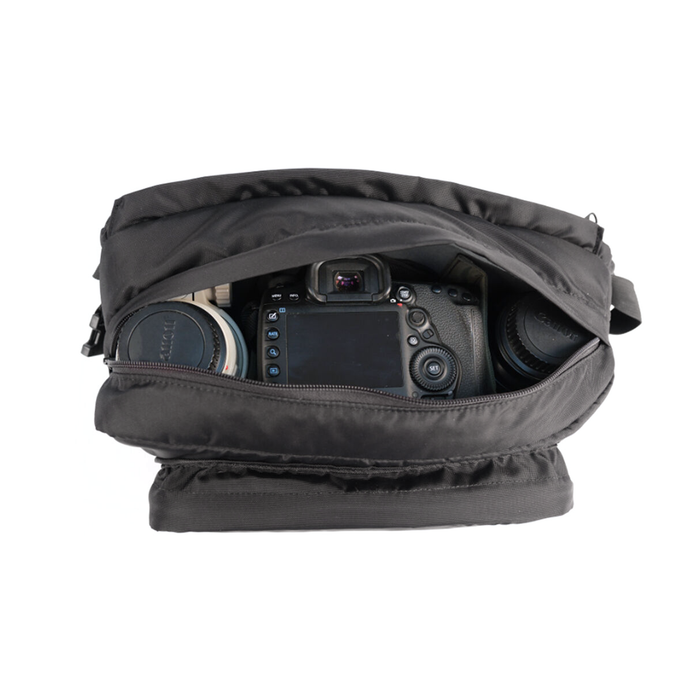 Domke Sling Bag, 6L - Black Nylon