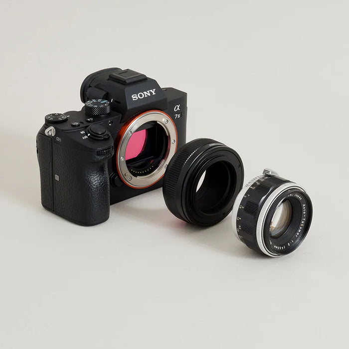 Urth Manual Lens Mount Adapter for M42-Mount Lens to Sony E-Mount Camera Body