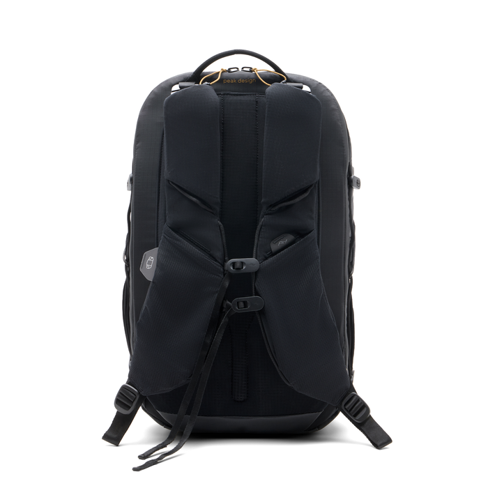 Peak Design Outdoor 18L Backpack Zip - Black
