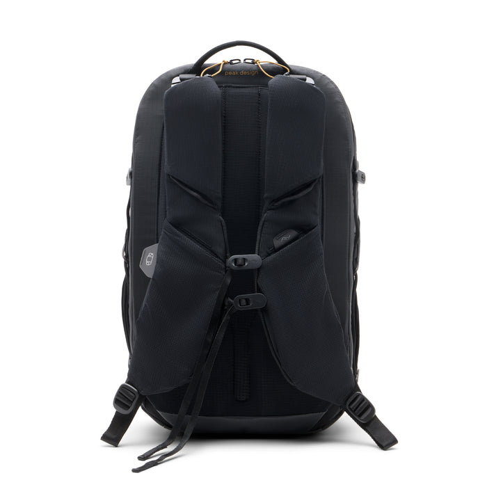 Peak Design Outdoor 18L Backpack - Black