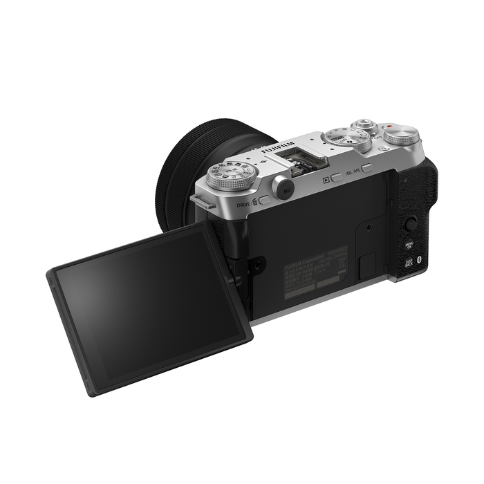 Fujifilm X-M5 Mirrorless Camera with XC 15-45mm f/3.5-5.6 OIS PZ Lens - Silver