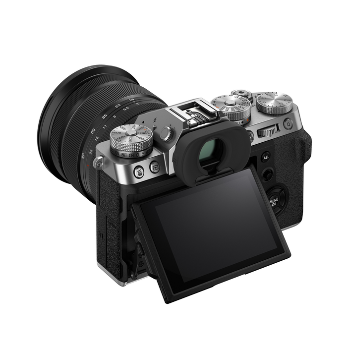 Fujifilm X-T5 Mirrorless Camera with XF 16-80mm f/4 R OIS WR Lens - Silver