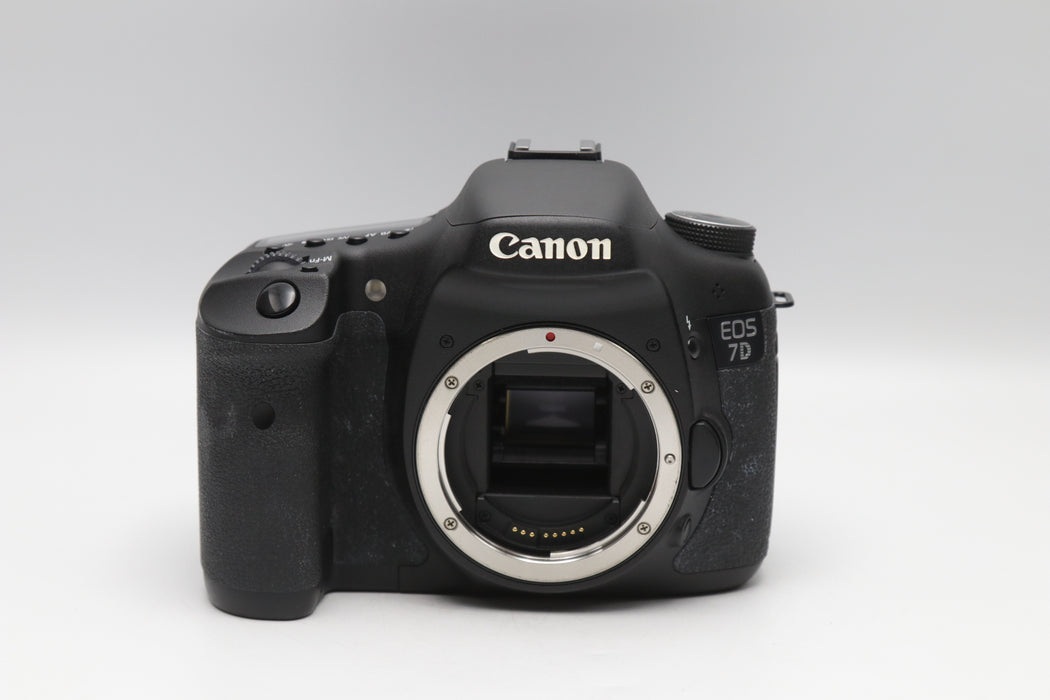 Used Canon EOS 7D Body (Good)