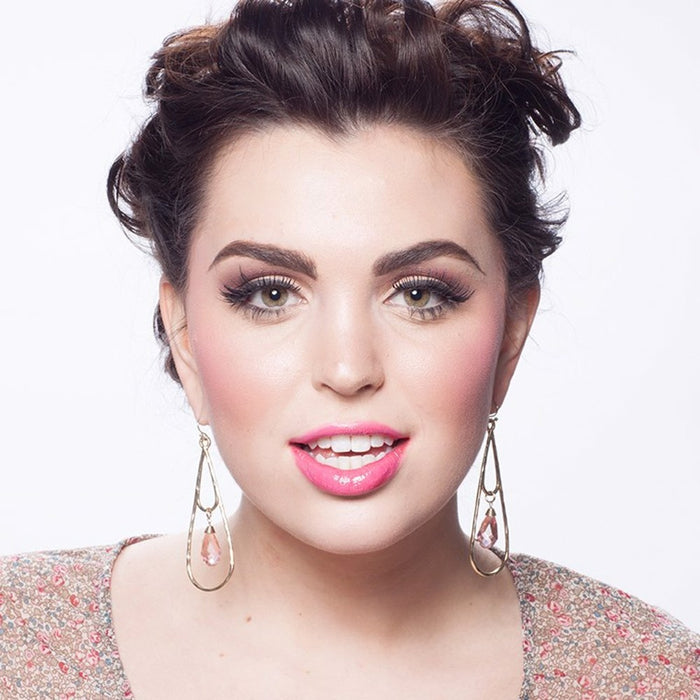 Savage Infinity Solid Vinyl Background, 5' x 7' - Pure White (In Store Pick Up Only)