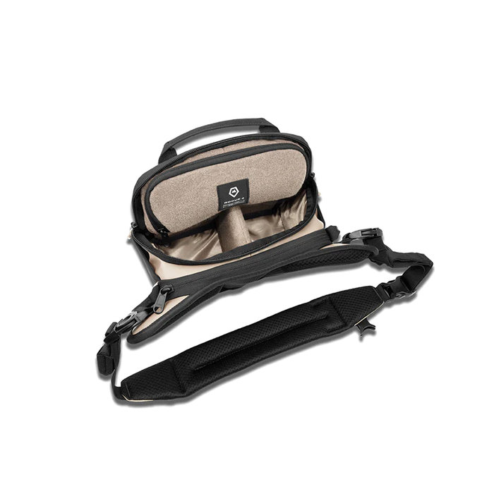 Wandrd Rogue 4L Sling V2 - Yuma Tan