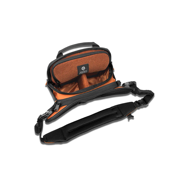 Wandrd Rogue 4L Sling V2 - Sedona Orange