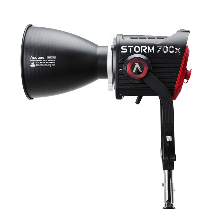 Aputure Storm 700x Tunable White Compact LED Monolight Cine Kit  - V-Mount
