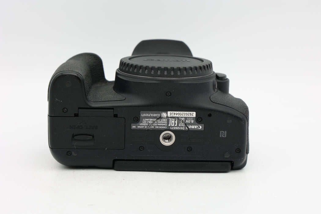 Used Canon EOS T6i Body (G)