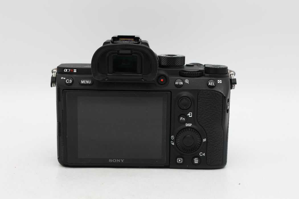 Used Sony A7R III (VG)