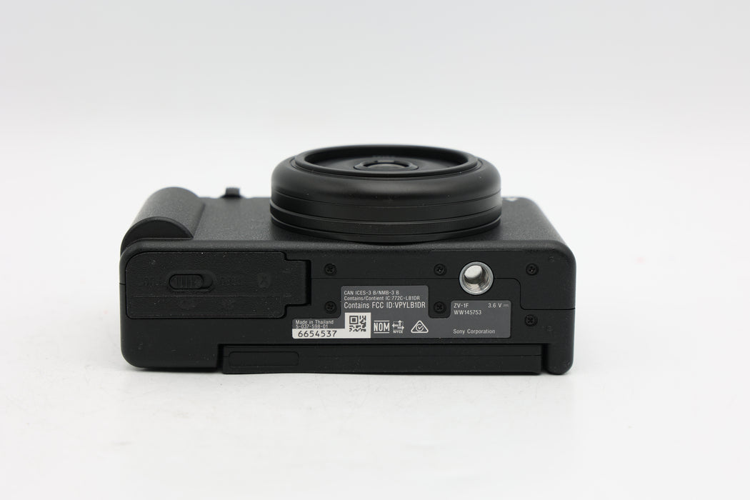 Used Sony ZV-1F w/ Shooting Grip (EX)