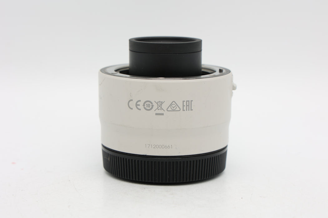 Used Canon RF 2X Extender (Fair)