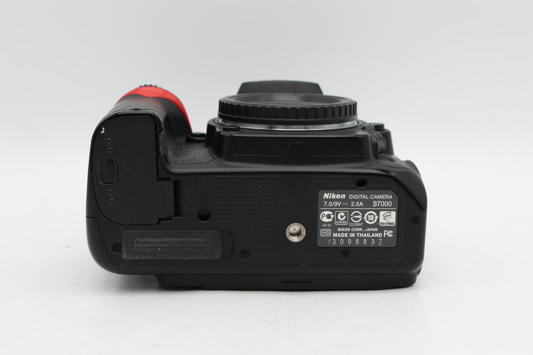 Used Nikon D7000 Body (Good)