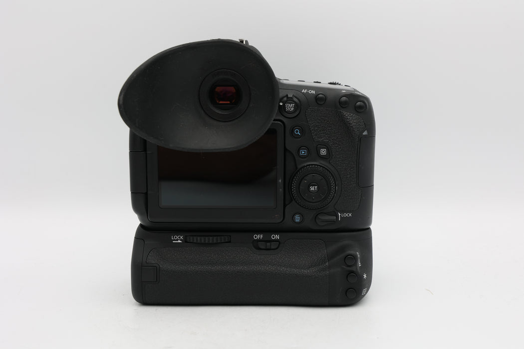 Used Canon 6D Mark II w/ Grip (G)