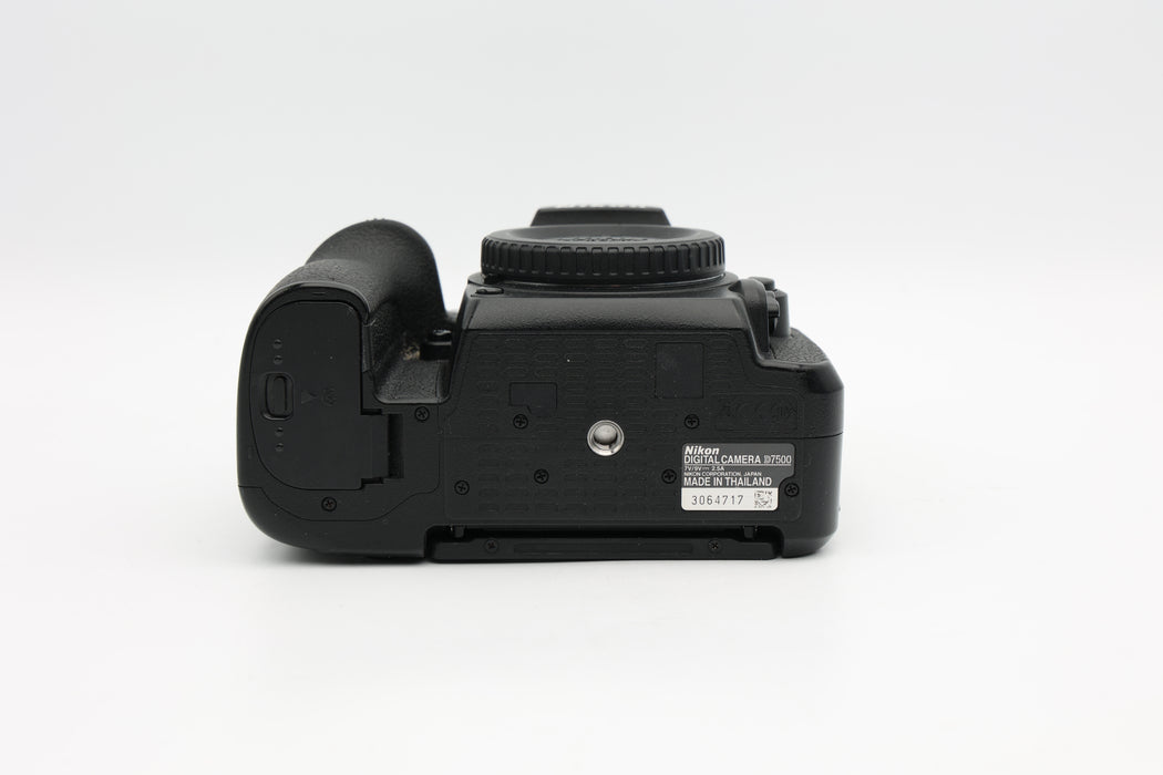Used Nikon D7500 (VG)
