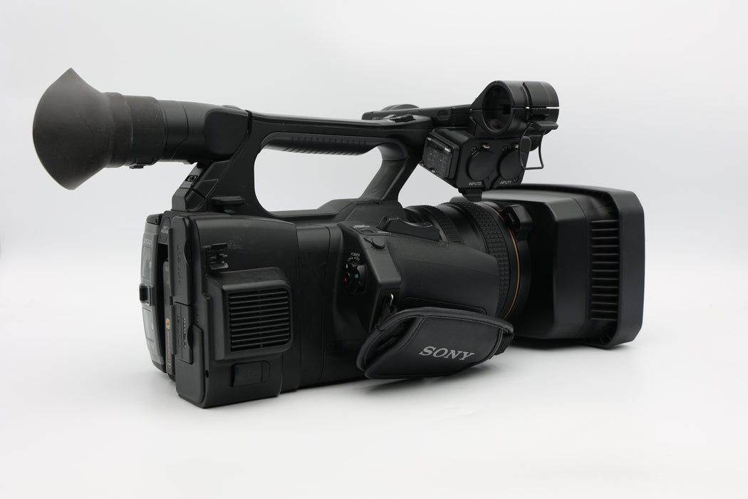 Used Sony FDR-AX1 (G)