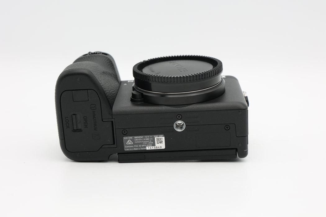 Used Sony A6700 (VG)