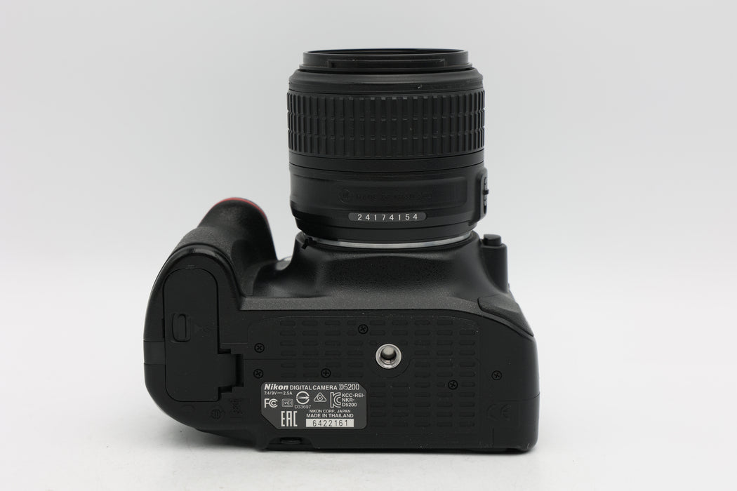 Used Nikon D5200 Kit w/ 18-55 (VG)