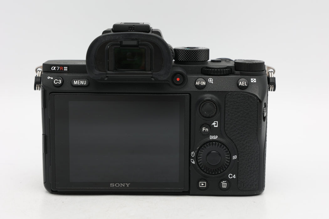 Used Sony A7R III Body (VG)