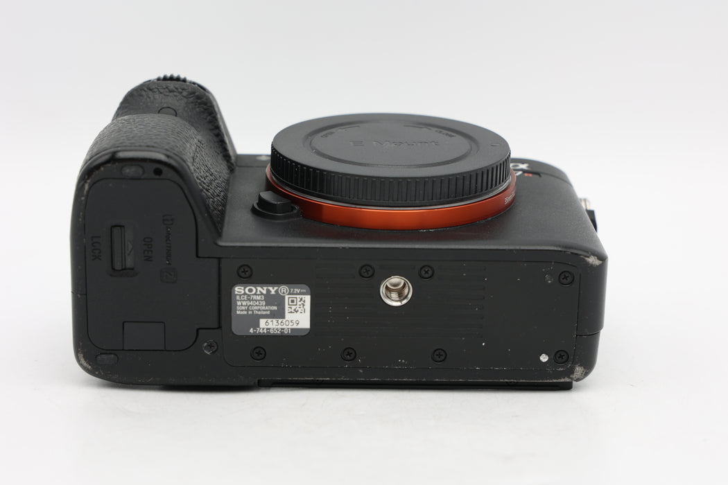 Used Sony A7R III Body (VG)
