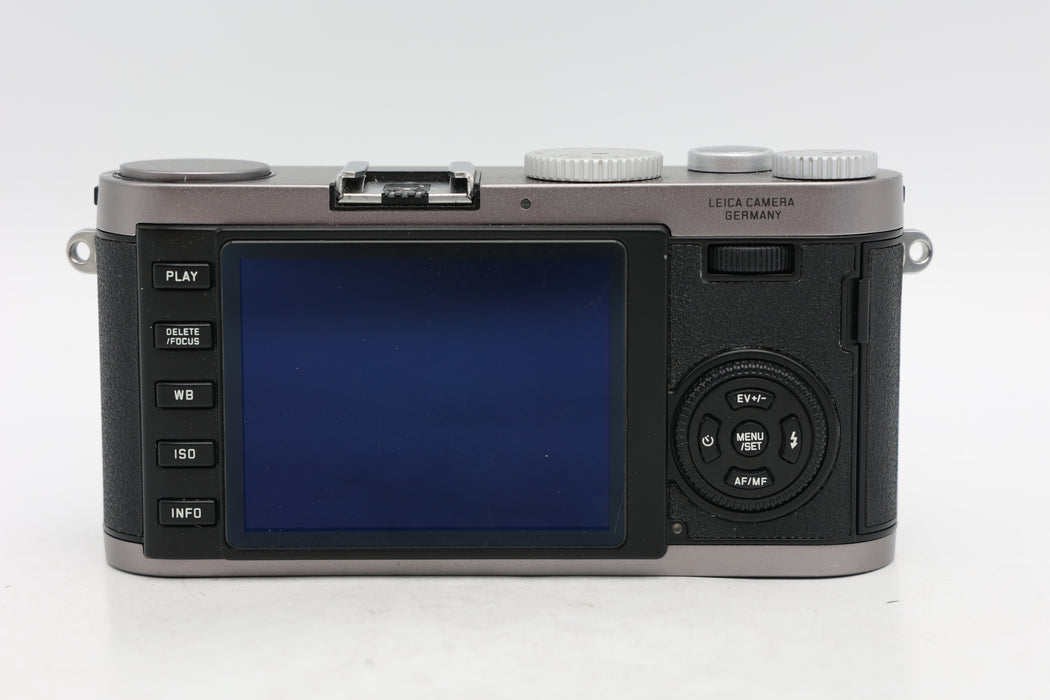 Used Leica X1 (Good) Wear on screen